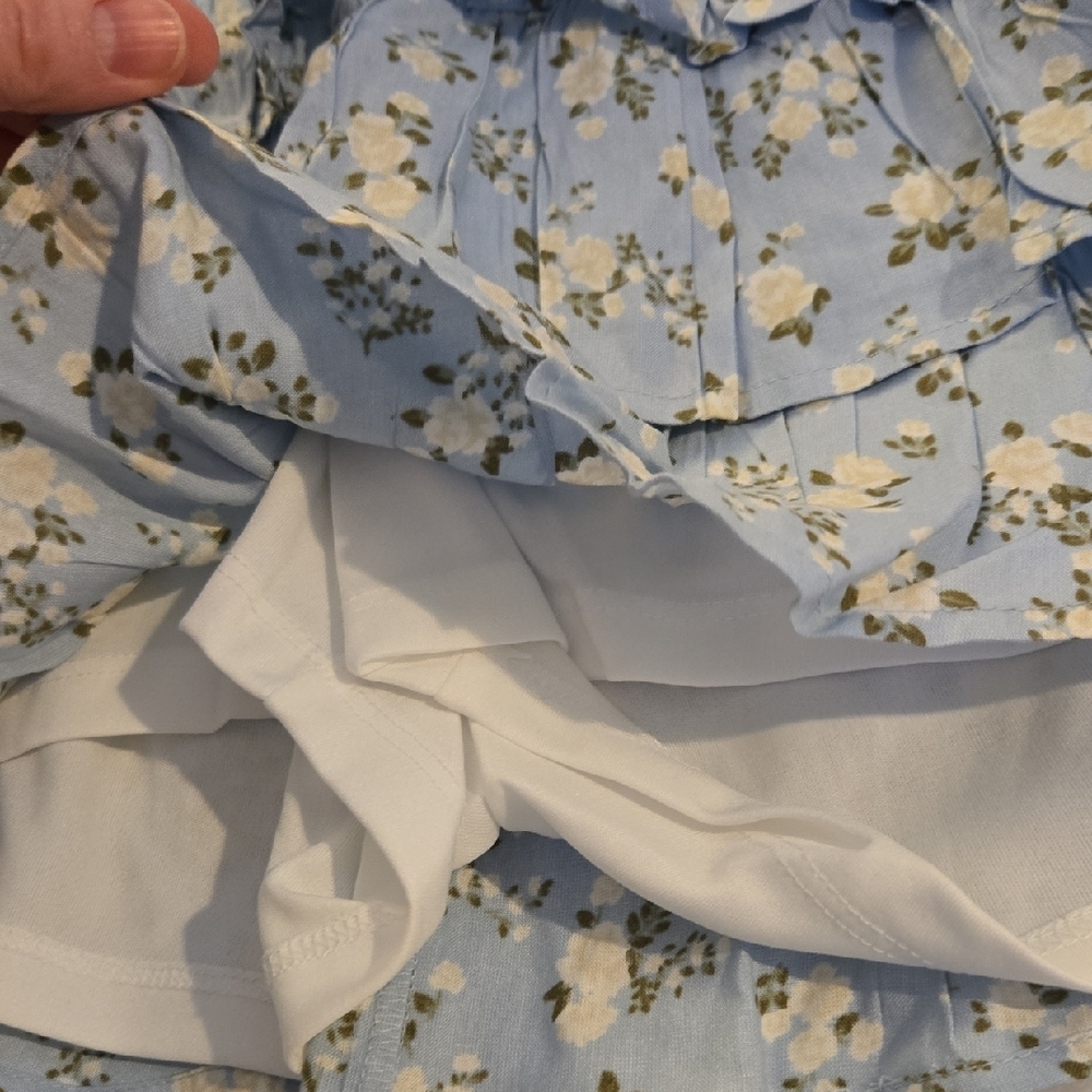 Derek Heart Blue Floral Ruffle Skort - Picture 4 of 6